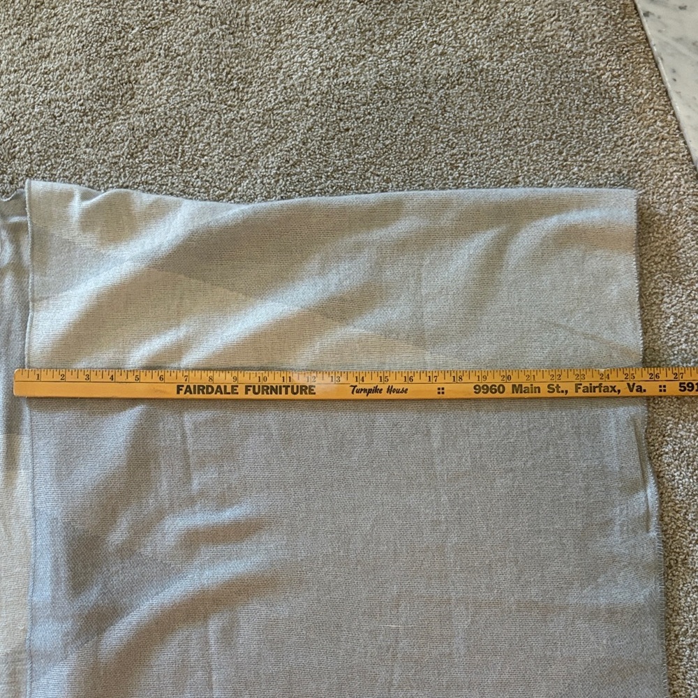 a.n.a Soft Gray and Cream Fringe Shawl Poncho NWOT - Picture 10 of 13